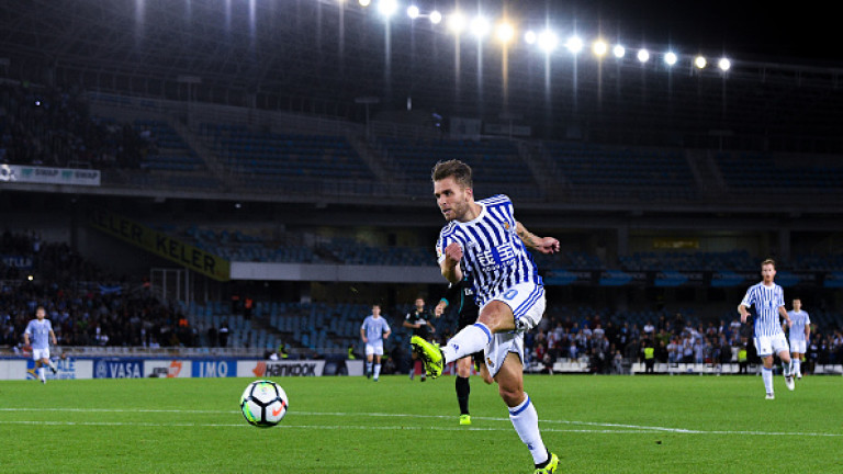 Гол филипса. ФК Реал Сосьедад стадион. Карпин Реал Сосьедад. Real Sociedad 2016.