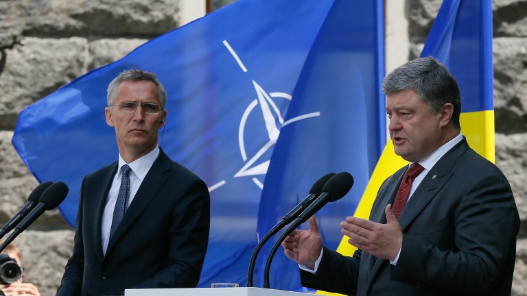 Украйна обеща да се реформира до 2020-а и да влезе в НАТО