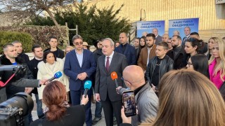 В последния ден на кампанията Румен Радев си позволи да