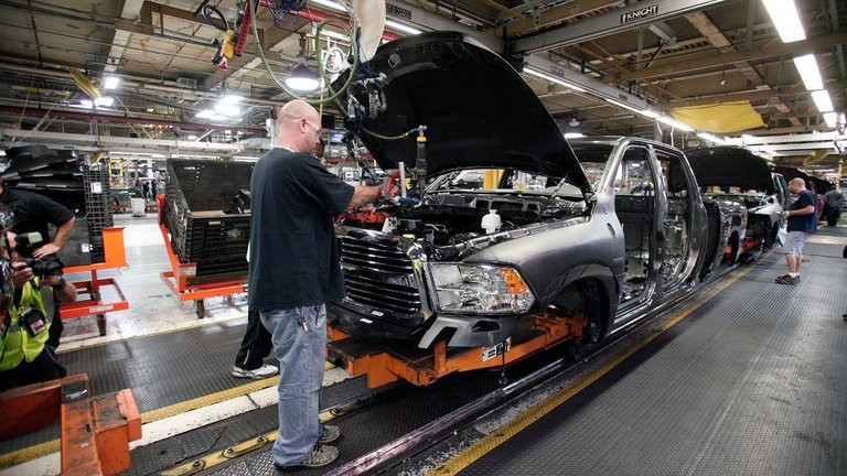 Fiat Chrysler Automobiles инвестира 1 млрд. долара в завод за