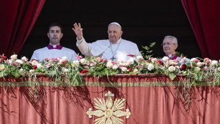 Папата призова за мир в традиционното си обръщение за Великден
