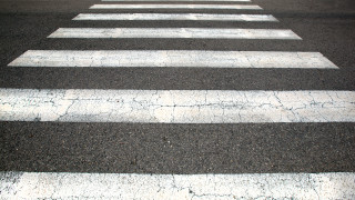 Мъж е блъснат на пешеходна пътека в Русе съобщава БНТ Пострадалият пешеходец