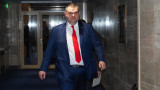 Делян Пеевски сезира КЗК за съмнения за картел с участието на "Лукойл"