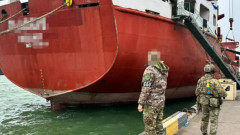 Украйна арестува кораб от руския "сенчест флот"