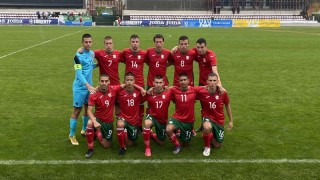 Юношеският национален отбор на България загуби незаслужено от домакина Украйна