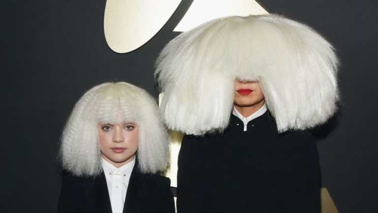 Сия призна за зависимостта си от дрогата