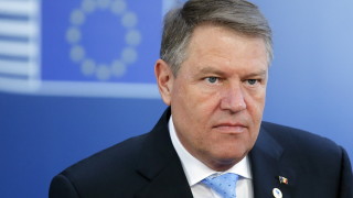 Йоханис иска предсрочни избори в Румъния