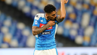 Eвертън привлече опитния халф Алан от Наполи Карамелите ще платят