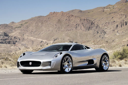 Jaguar представи автомобил с 6 двигателя