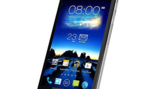 ASUS ще пусне смартфон с платформа Intel Clover Trail+