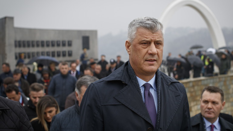 Бившият президент на Косово Хашим Тачи, смятан за герой от