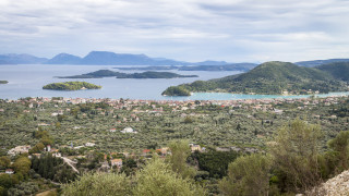 Руският милиардер Дмитрий Риболовльов иска да превърне малък гръцки остров