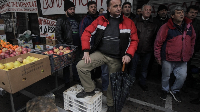 Гръцките земеделци блокираха временно ГКПП-Кулата 