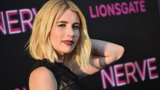 Отминаха времената когато невръстната дъщеря на Ерик Робъртс и племенничка