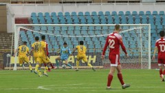 Тежка загуба за Кайсар на Стойчо Младенов в Лига Европа