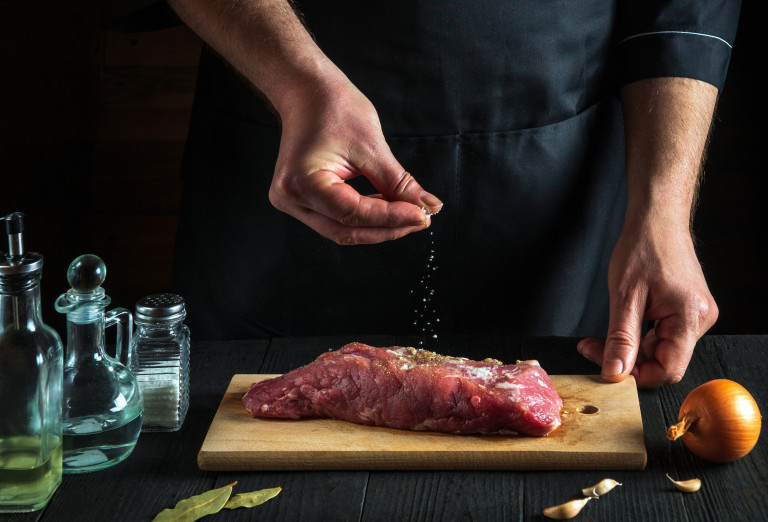 Месото изсисква особено внимание