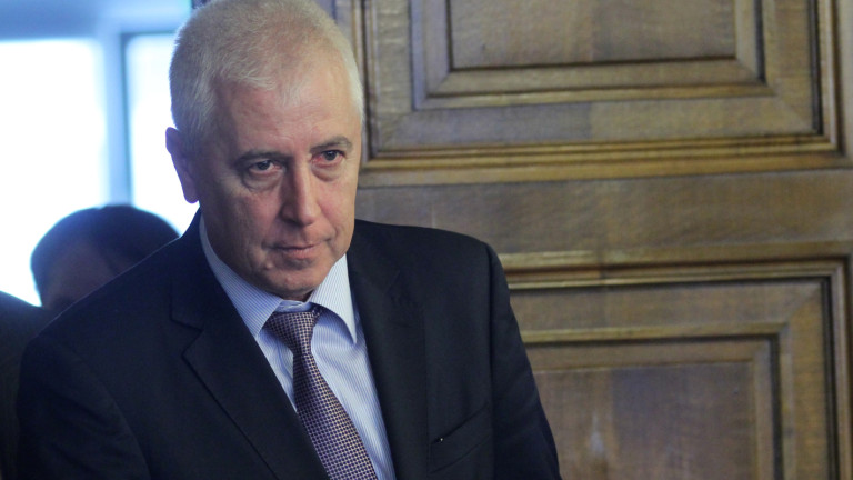Здравният министър изненадан от обвинението срещу шефа на онкологията в София