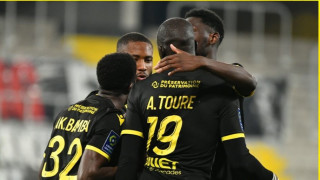 Нант назначи Антоан Комбуаре за старши треньор по малко от година