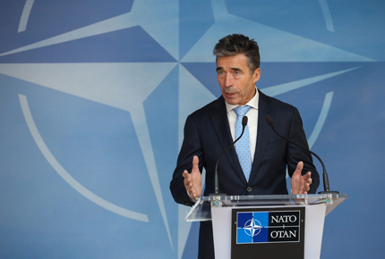 НАТО призова Русия да върне Крим на Украйна