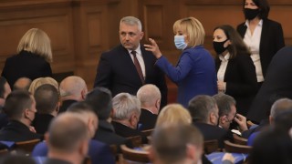 Парламентът изслушва премиера Бойко Борисов за Плана за възстановяване и