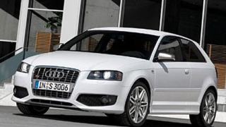 Audi разпространи още снимки на новото S3