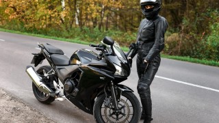 Двете най големи притеснения за всеки моторист са нараняванията от удар