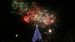 С концерти под звездите посрещат Нова година в големите градове