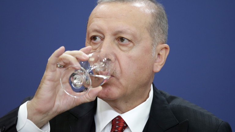 Ердоган иска чиста от терористи част на Сирия, готова да приеме 1 млн. бежанци