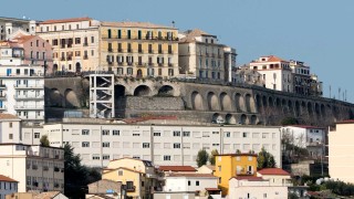 Италианец не е ходил на работа 15 години, но е получавал заплатата си