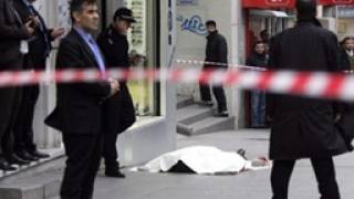 Отстраняват полицейски шеф в Истанбул заради Динк