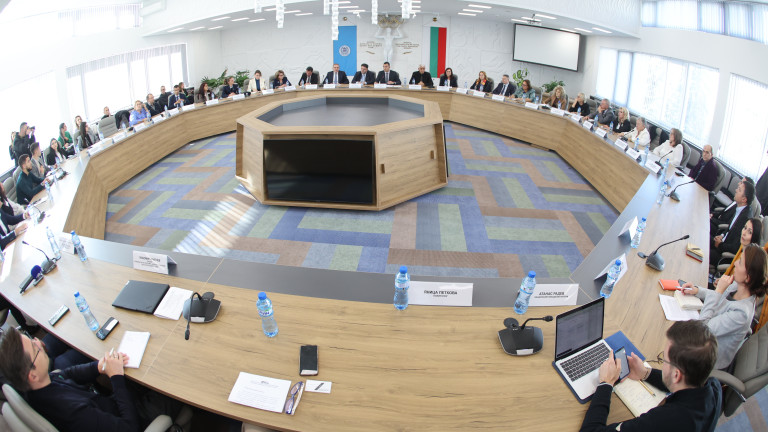 Зам.-министър Димитър Георгиев: Насилието няма място сред младите хора