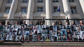 "Стига мълчание": Протести в цялата страна в памет на жертвите на катастрофи