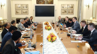 Министрите на външните работи на Индия и Украйна съобщиха в петък че