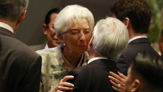 Ръководителят на Международния валутен фонд Кристин Лагард предлага на централните банки