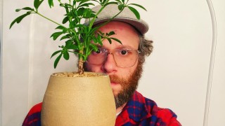 Необичайното хоби на Сет Роугън