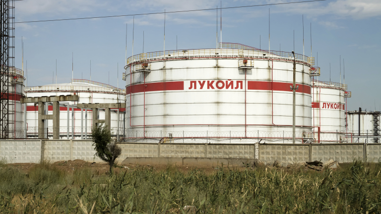 Руската "Лукойл": Не продаваме рафинерията "Нефтохим Бургас"