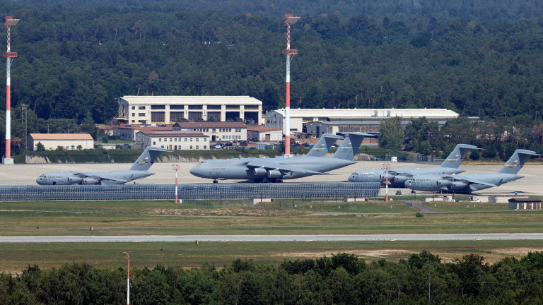 Американската централна европейска военна инсталация, авиобаза Рамщайн в Германия е