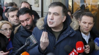 Саакашвили изгонен в Полша