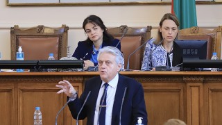 Служебният вътрешен министър Бойко Рашков ще сезира прокуратурата за изнасянето
