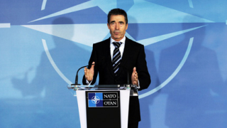 НАТО към Русия: Не сме поемали ангажимент алиансът да не се разширява