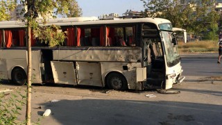 Бомба в контейнер за боклук рани няколко души в Измир