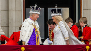 На 6 май Чарлз и Камила официално бяха обявени за крал