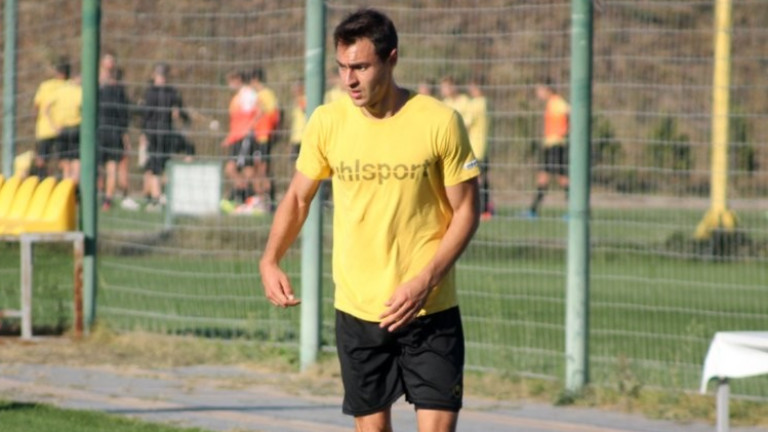 Васил Шопов се надява на трансфер в Румъния, обещават му заплата в размер на 6000 евро