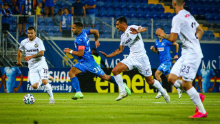 Халфът на Левски Радослав Цонев използва социалните мрежи за да