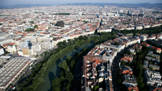 Газова експлозия предизвика частично срутване на жилищни сгради във Виена