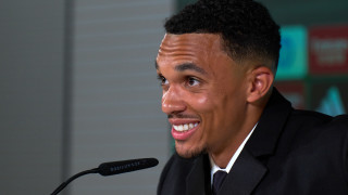 Александър-Арнолд след дебюта си: Това е голяма промяна, но е правилно решение