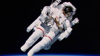 12 април - Ден на авиацията и космонавтиката