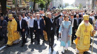 Порошенко вижда в автокефална украинска църква оръжие срещу домогванията на Русия