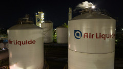 Френски гигант за индустриални газове, опериращ и у нас, изкупува обратно акции за €4 млрд.