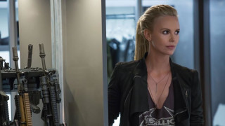 Новата секси визия на Чарлийз Терон в "Бързи и яростни 9"